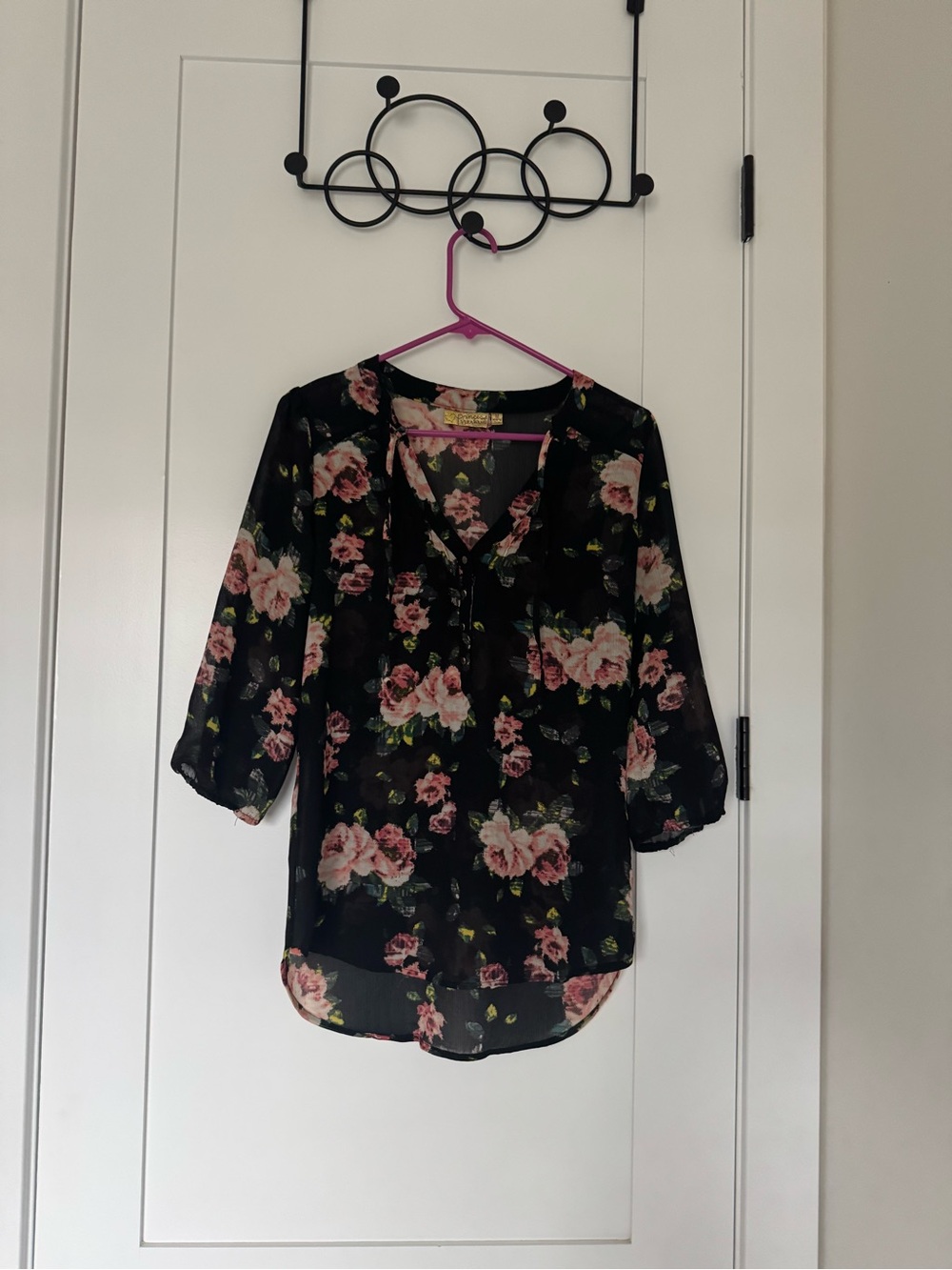 VERA WANG Princess Black Floral Print Sheer Button 3/4 Sleeve Top Size Medium